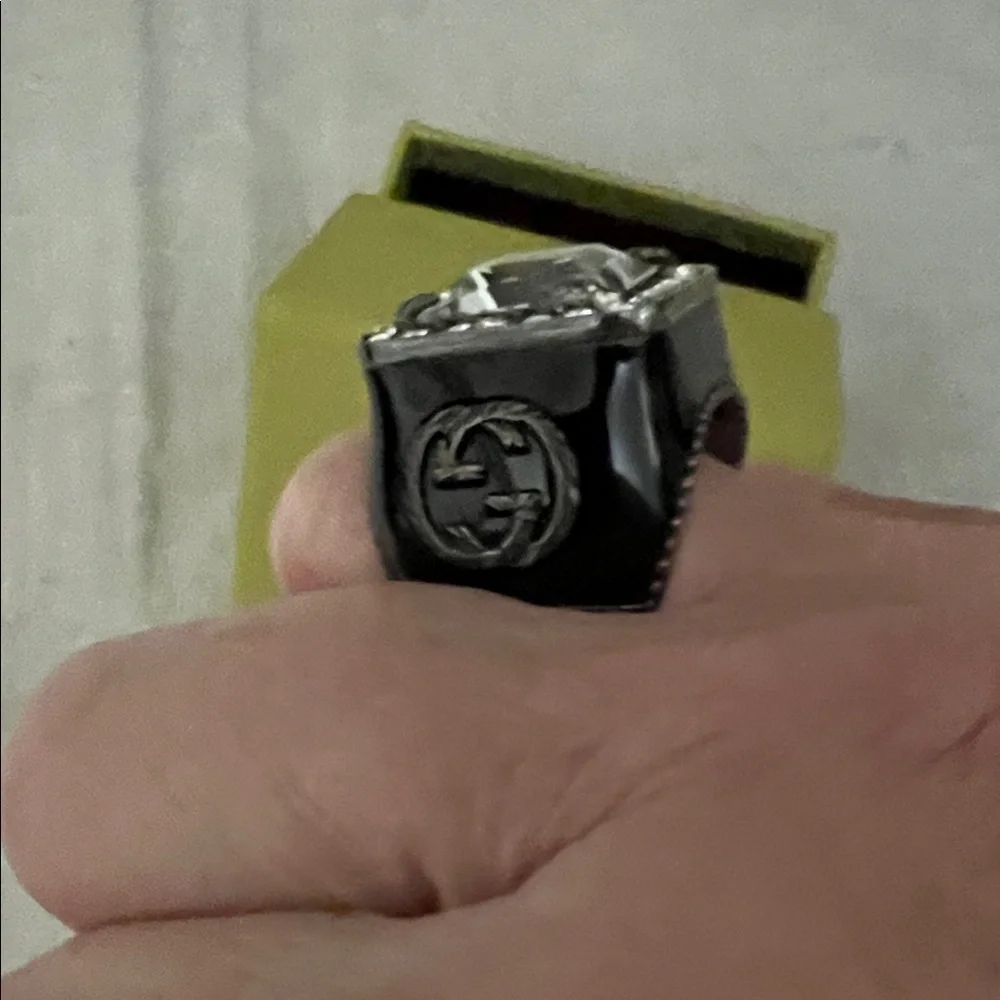 Gucci Silver Ring with Quilted Green Pouch size 16 Men’s Ring - Picture 6 of 16